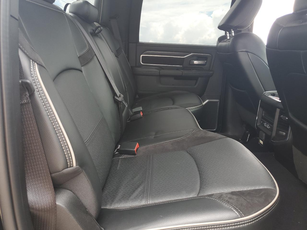 2024 Ram 2500 Laramie VIN: 3C6UR5FL9RG332671 Lot: 64021105