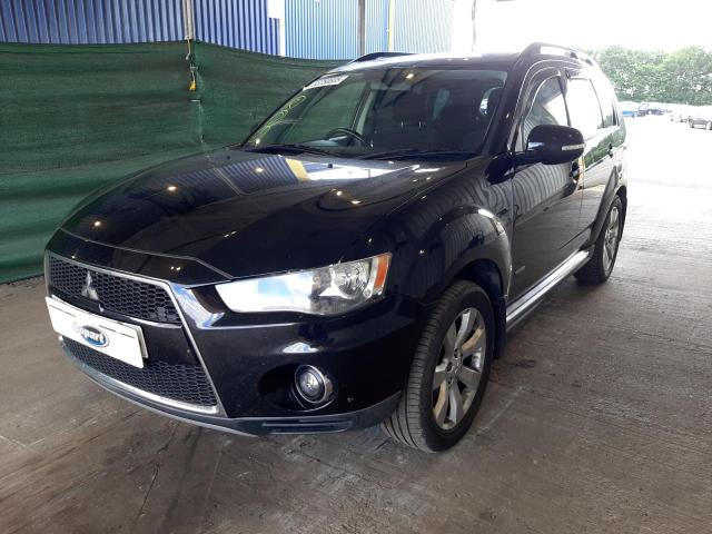 MITSUBISHI OUTLANDER 2011