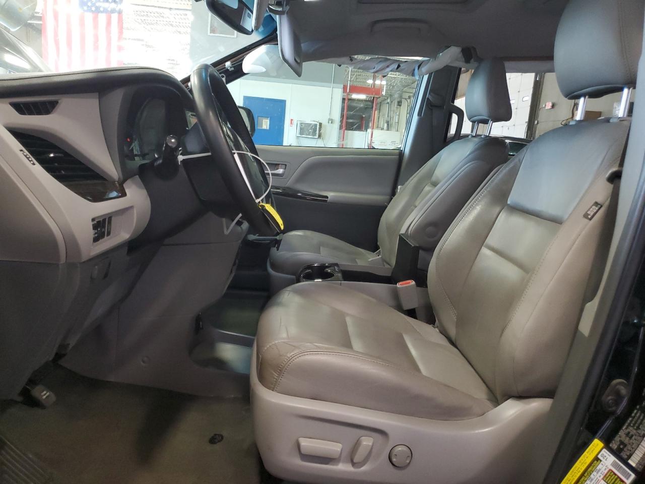 2015 Toyota Sienna Xle VIN: 5TDYK3DC7FS620322 Lot: 64553895