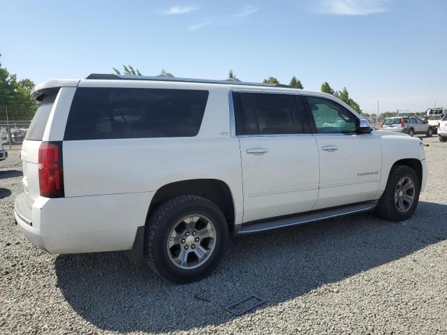 Parquets CHEVROLET SUBURBAN 2015 White