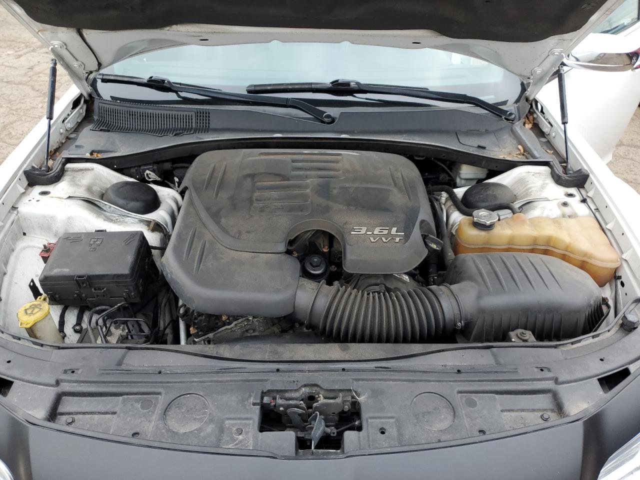 2012 Chrysler 300 Limited VIN: 2C3CCACG0CH223310 Lot: 63749475