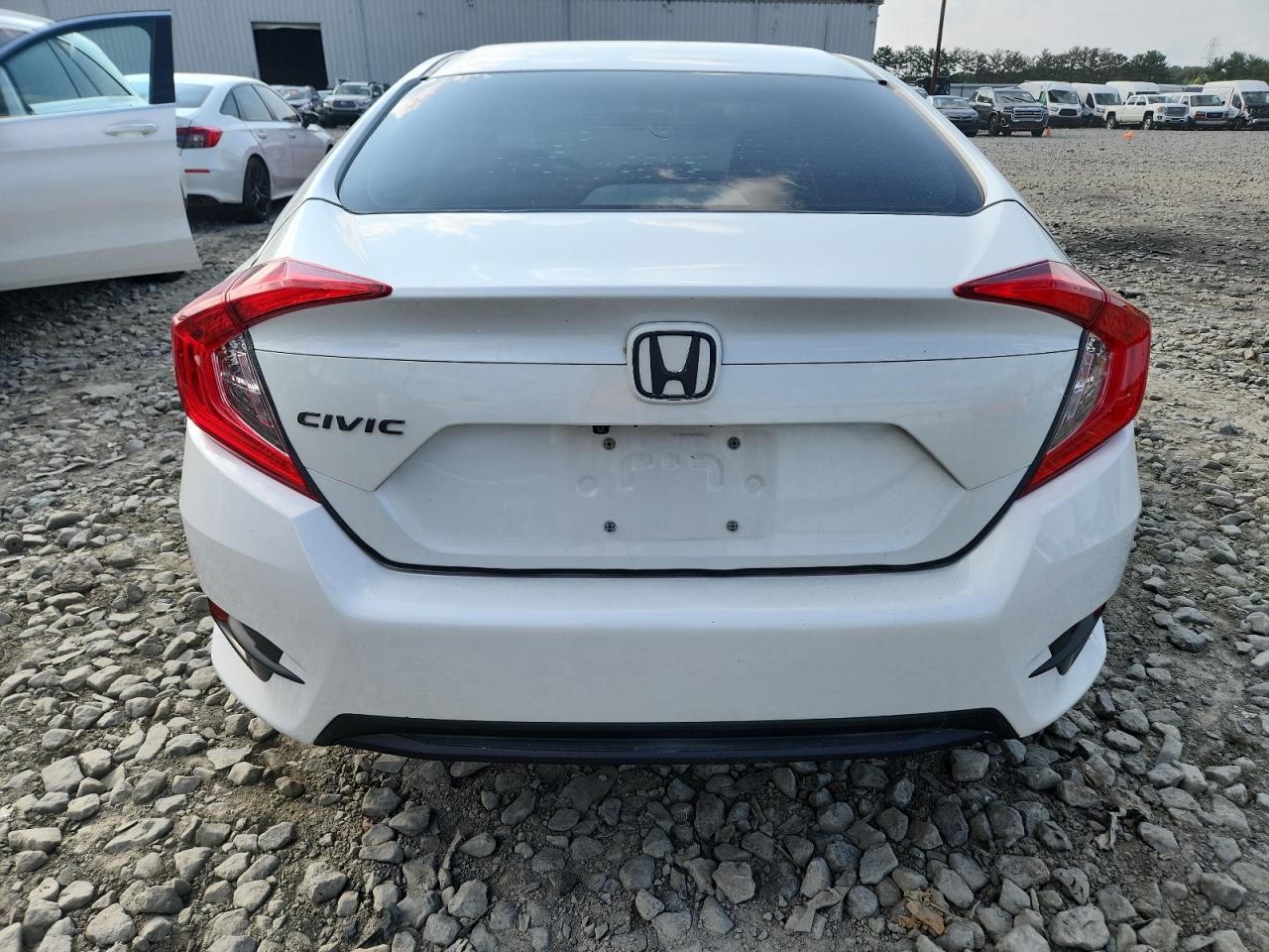 2020 Honda Civic Lx VIN: 19XFC2F65LE003366 Lot: 65290015