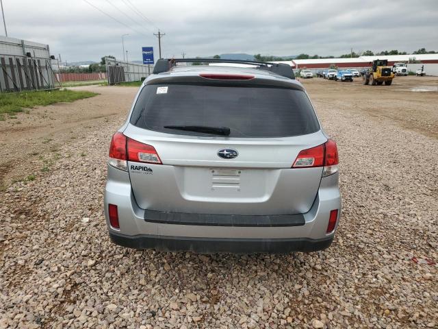  SUBARU OUTBACK 2013 Srebrny