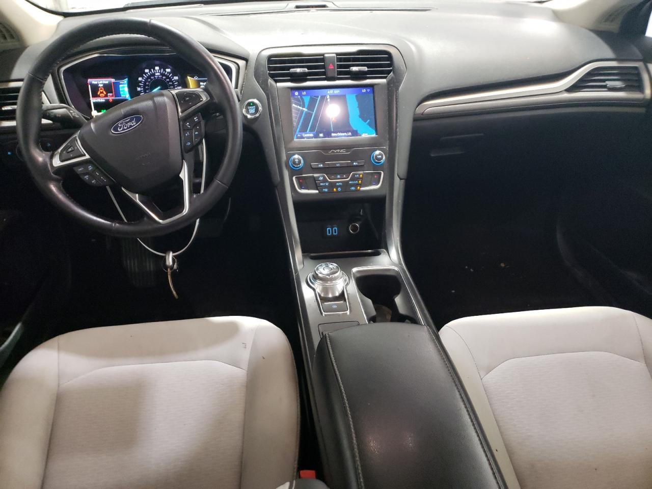 2020 Ford Fusion Se VIN: 3FA6P0HD8LR220834 Lot: 63946975
