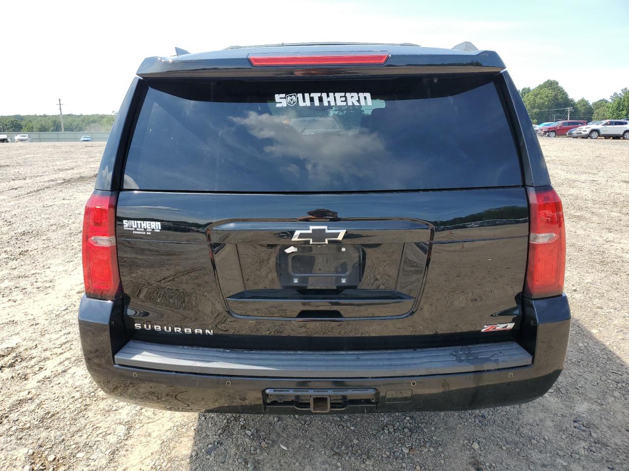 2019 Chevrolet Suburban K1500 Lt VIN: 1GNSKHKC4KR106823 Lot: 64463975