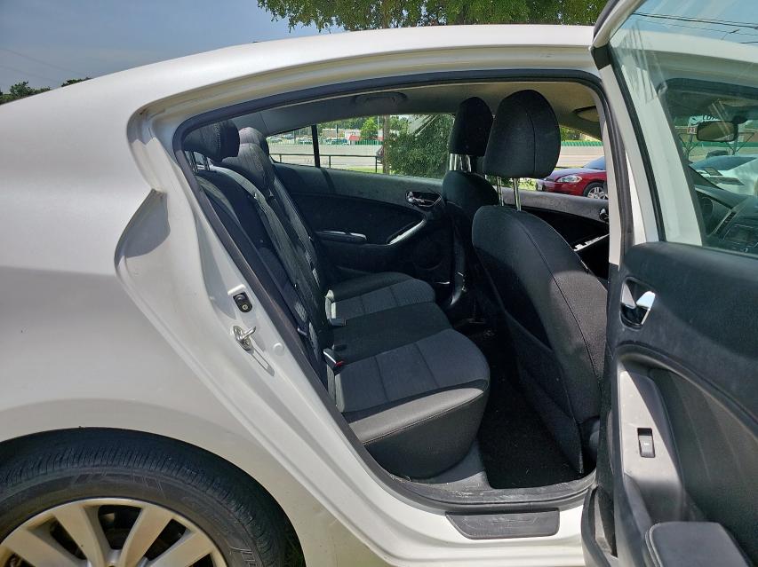 Sedans KIA FORTE 2014 White