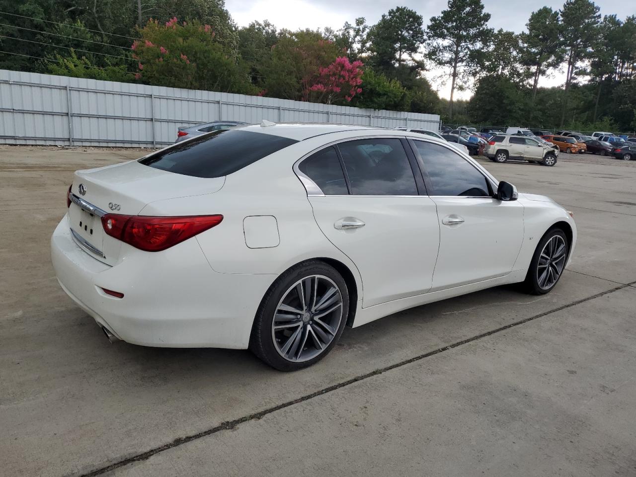 2014 Infiniti Q50 Base VIN: JN1BV7APXEM693287 Lot: 64448495