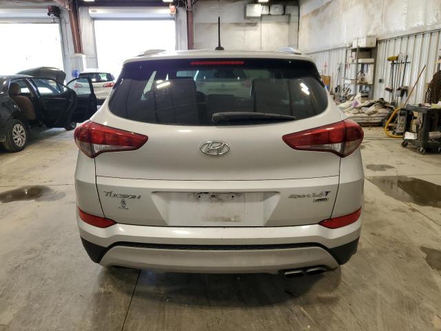  HYUNDAI TUCSON 2017 Srebrny