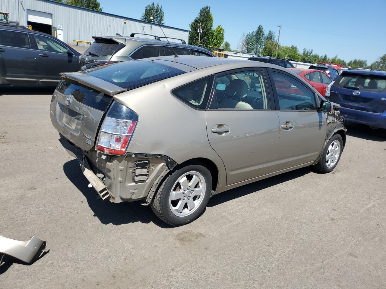 2005 Toyota Prius gold null hybrid JTDKB20U353028267 photo #4