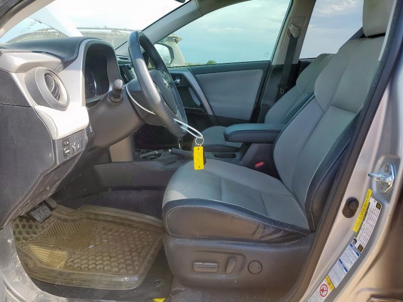  TOYOTA RAV4 2016 Серебристый