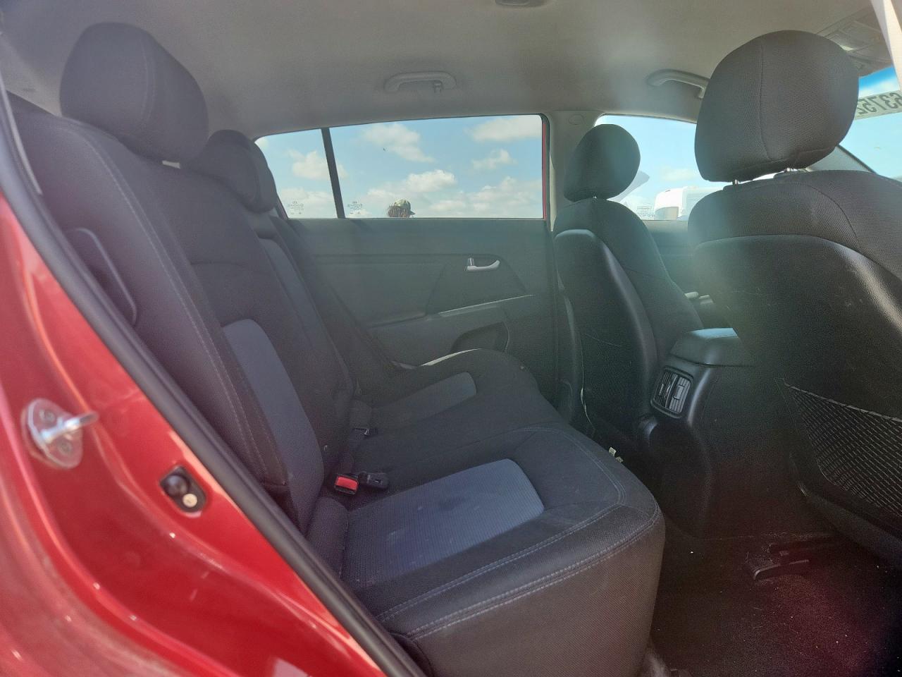 2015 Kia Sportage Lx VIN: KNDPB3AC0F7677858 Lot: 63752165