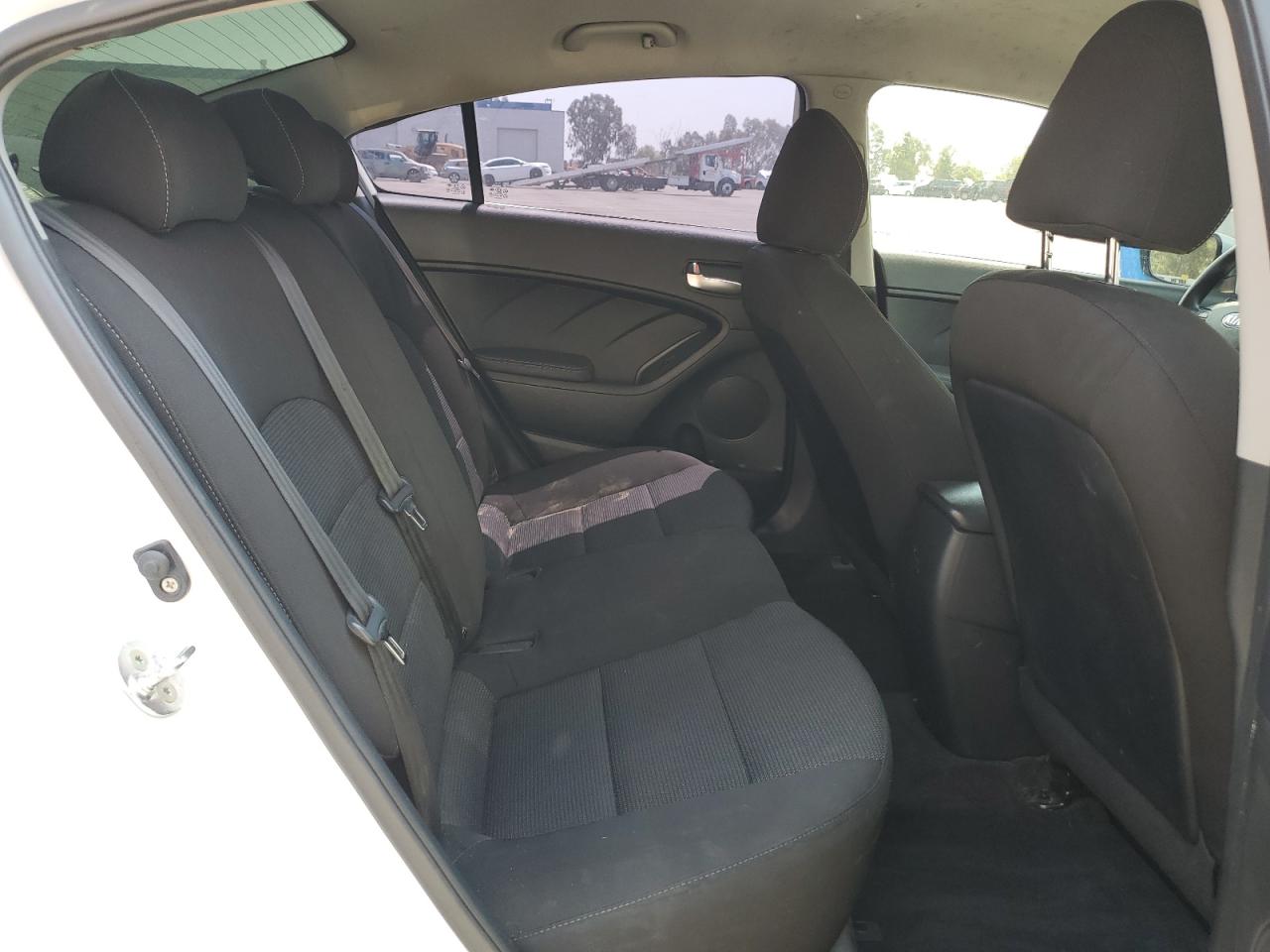 2018 Kia Forte Lx VIN: 3KPFK4A79JE256993 Lot: 64697575