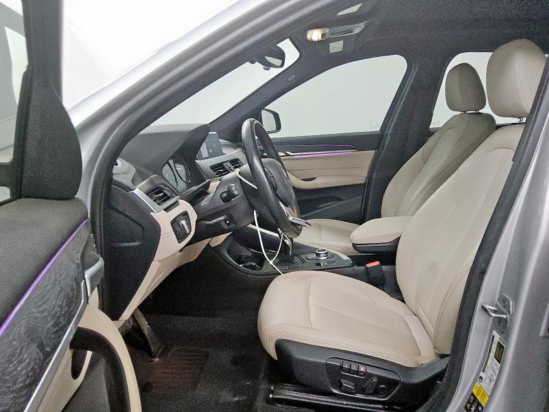  BMW X1 2021 Srebrny