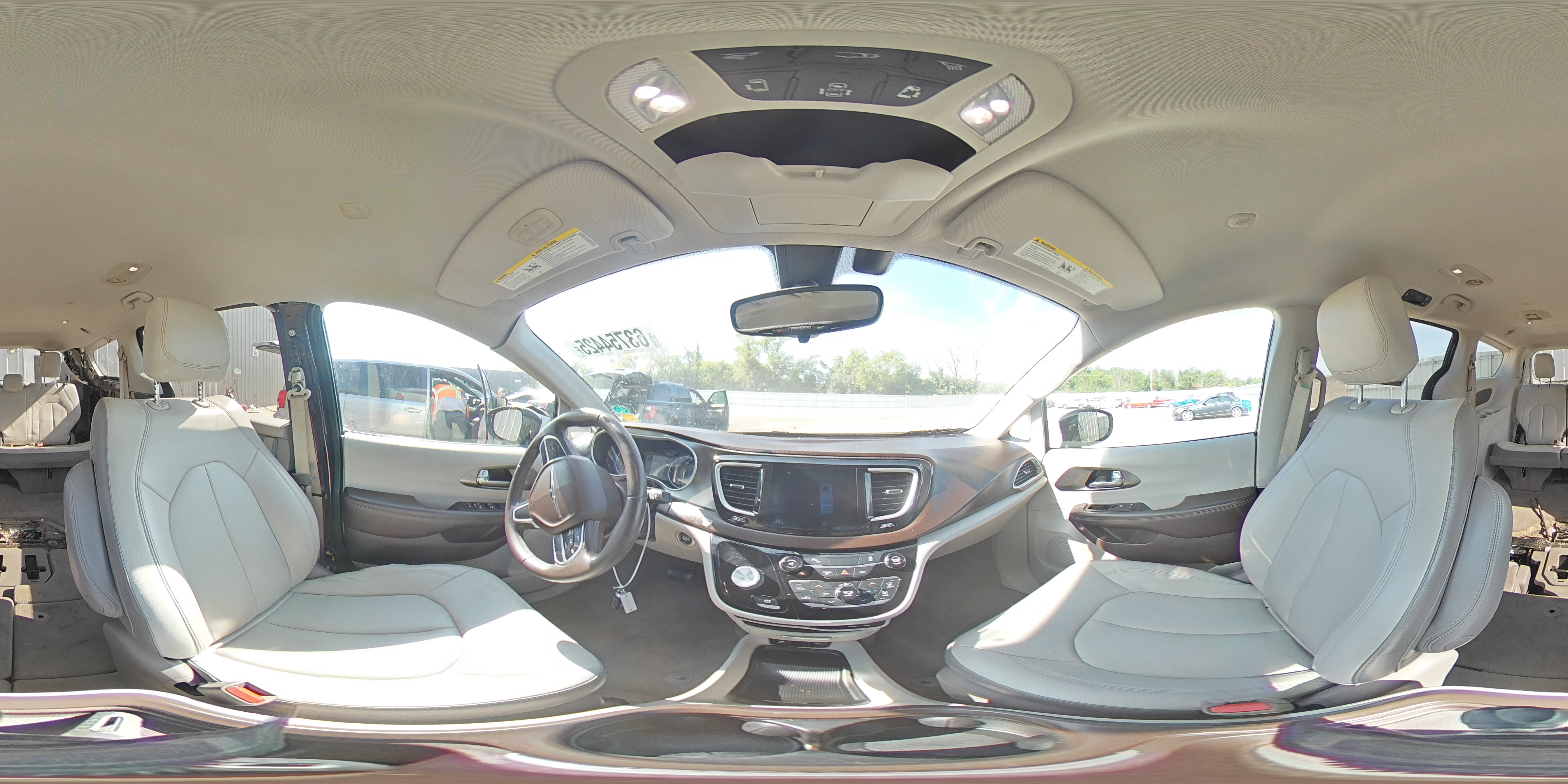 2017 Chrysler Pacifica Touring L VIN: 2C4RC1BG6HR525418 Lot: 63754425