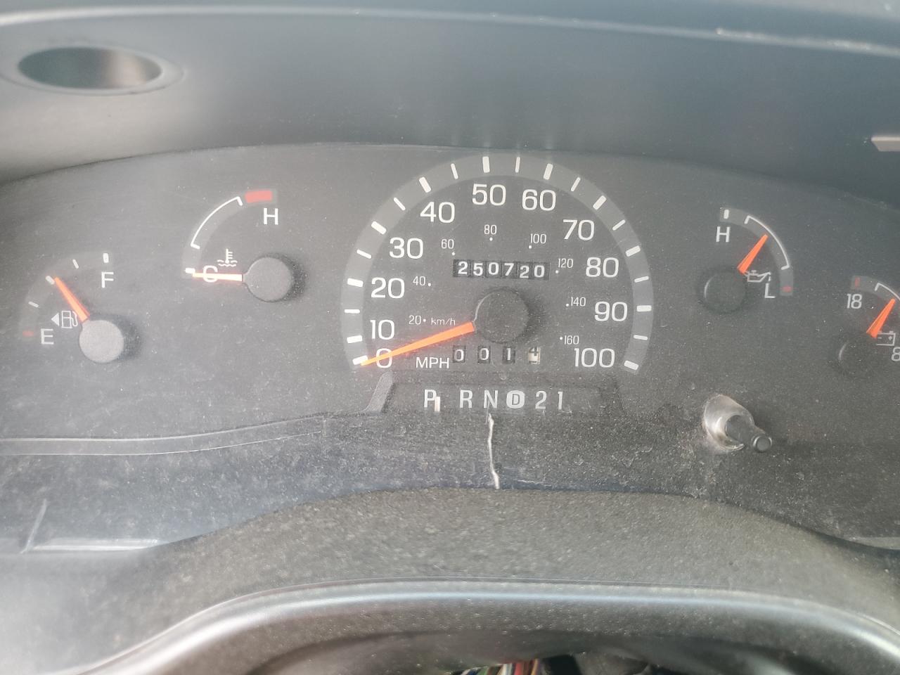 2001 Ford Econoline Cargo E-35 VIN: 1FTSE34L91HA90400 Lot: 66707555