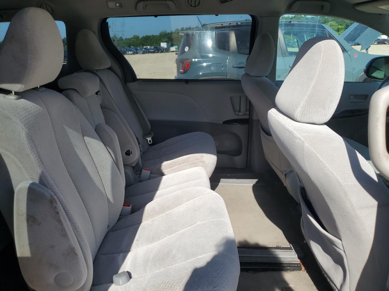 5tdkk3dc2ds380857 5TDKK3DC2DS380857 2013 Toyota Sienna Le