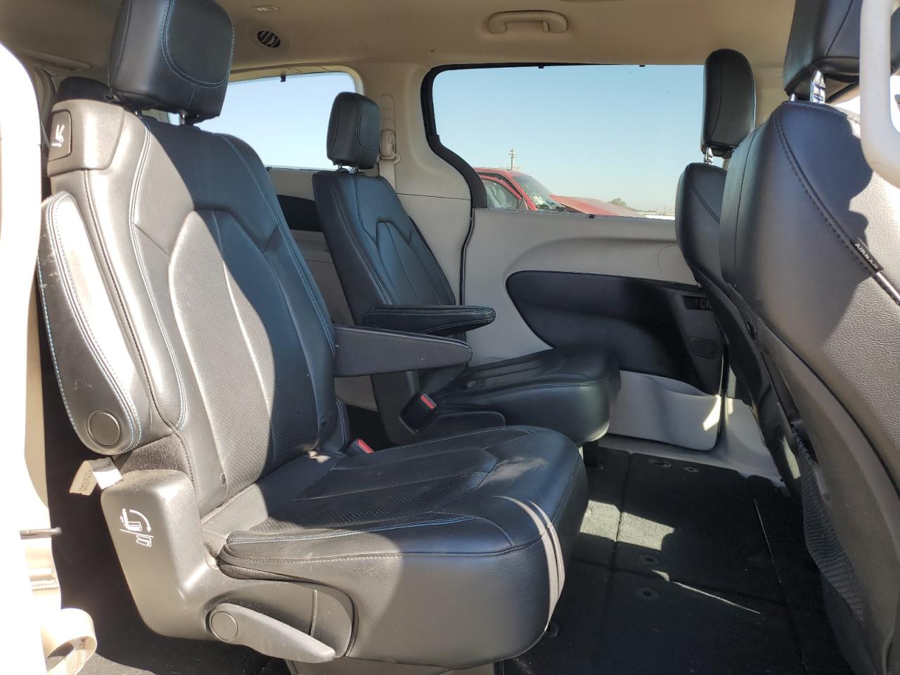 2021 Chrysler Pacifica Touring L VIN: 2C4RC1BG5MR515473 Lot: 64642905