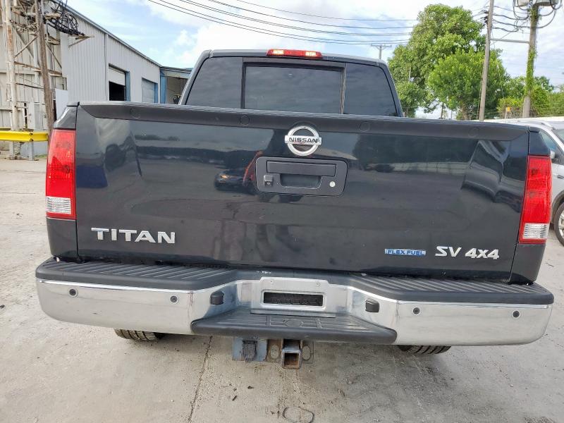 Pickups NISSAN TITAN 2015 Czarny