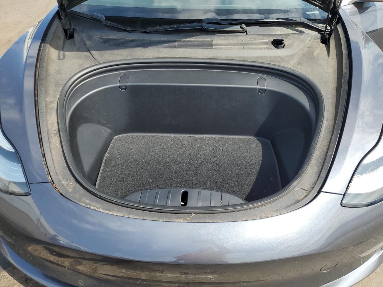2018 Tesla Model 3 VIN: 5YJ3E1EA3JF163041 Lot: 63430585