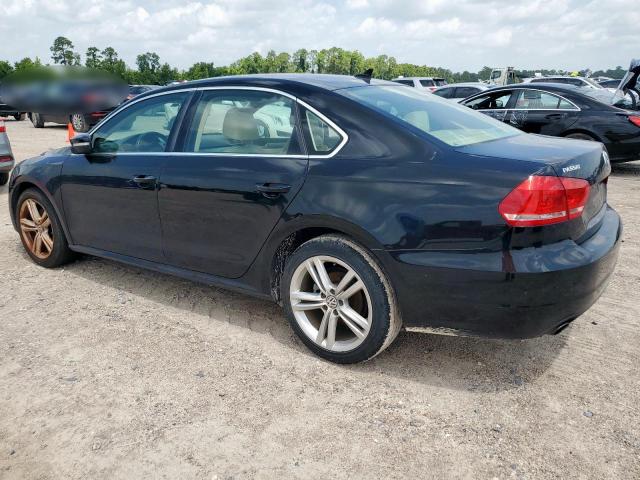 Sedans VOLKSWAGEN PASSAT 2014 Czarny