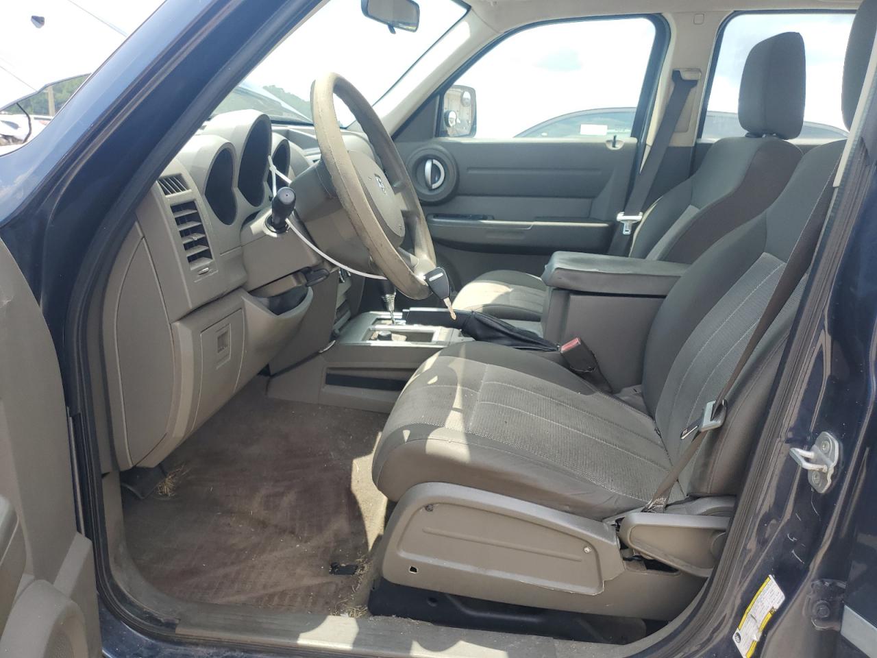 2008 Dodge Nitro Sxt VIN: 1D8GU28K18W257523 Lot: 65363135