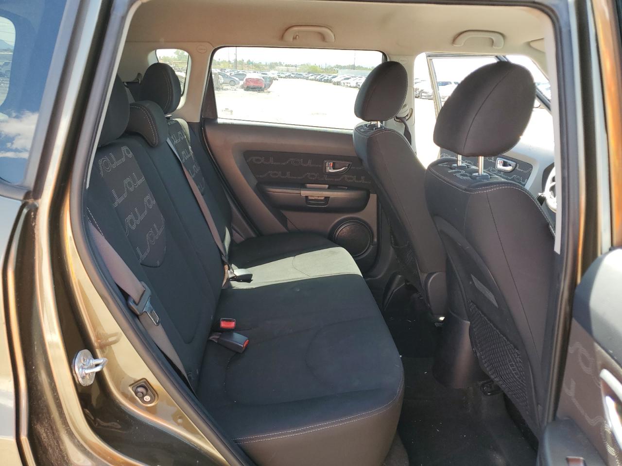 2012 Kia Soul + VIN: KNDJT2A65C7426224 Lot: 63486855