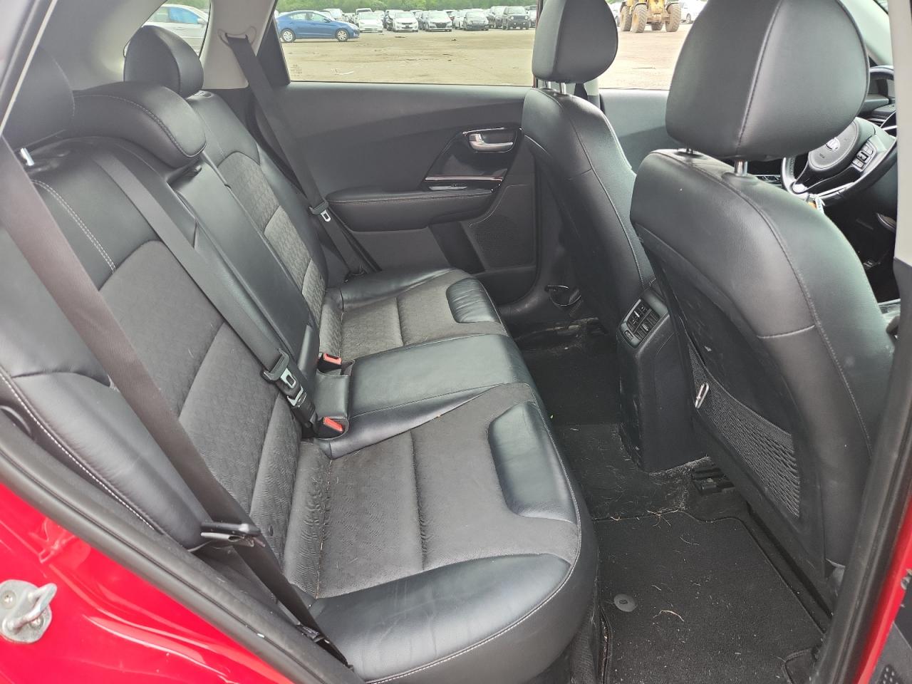 2017 Kia Niro Ex VIN: KNDCC3LC3H5049980 Lot: 64176475