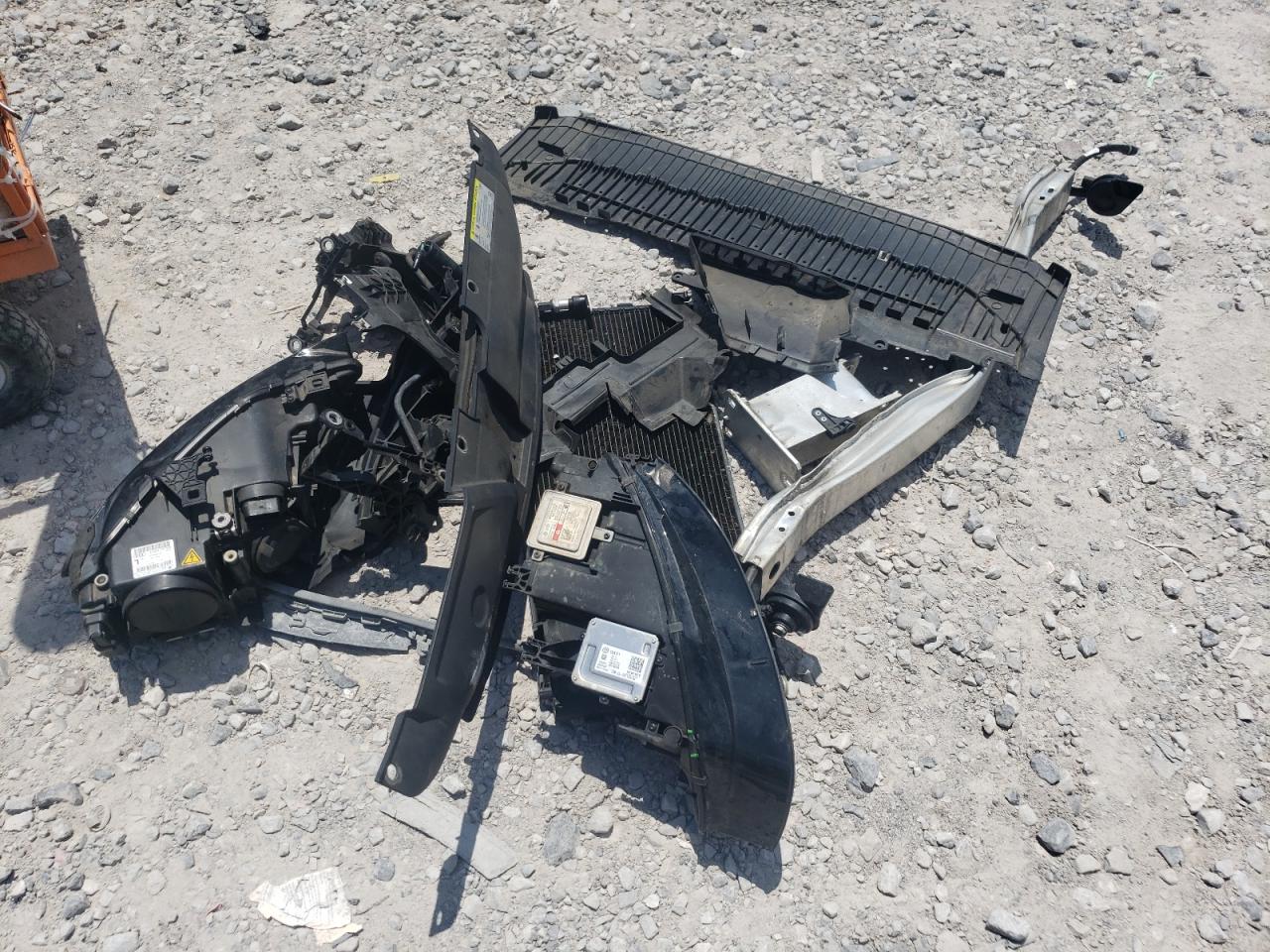 2015 Audi A4 Premium Plus VIN: WAUFFAFL6FN039765 Lot: 66112285