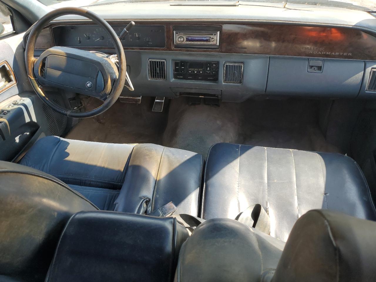 1992 Buick Roadmaster Limited VIN: 1G4BT5374NR418761 Lot: 63560525