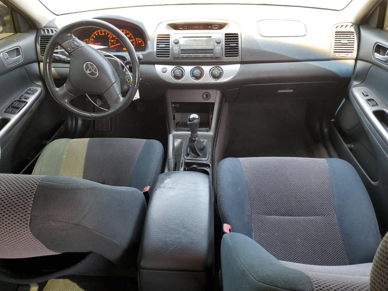 2005 Toyota Camry Le VIN: JTDBE32K153001304 Lot: 65087725