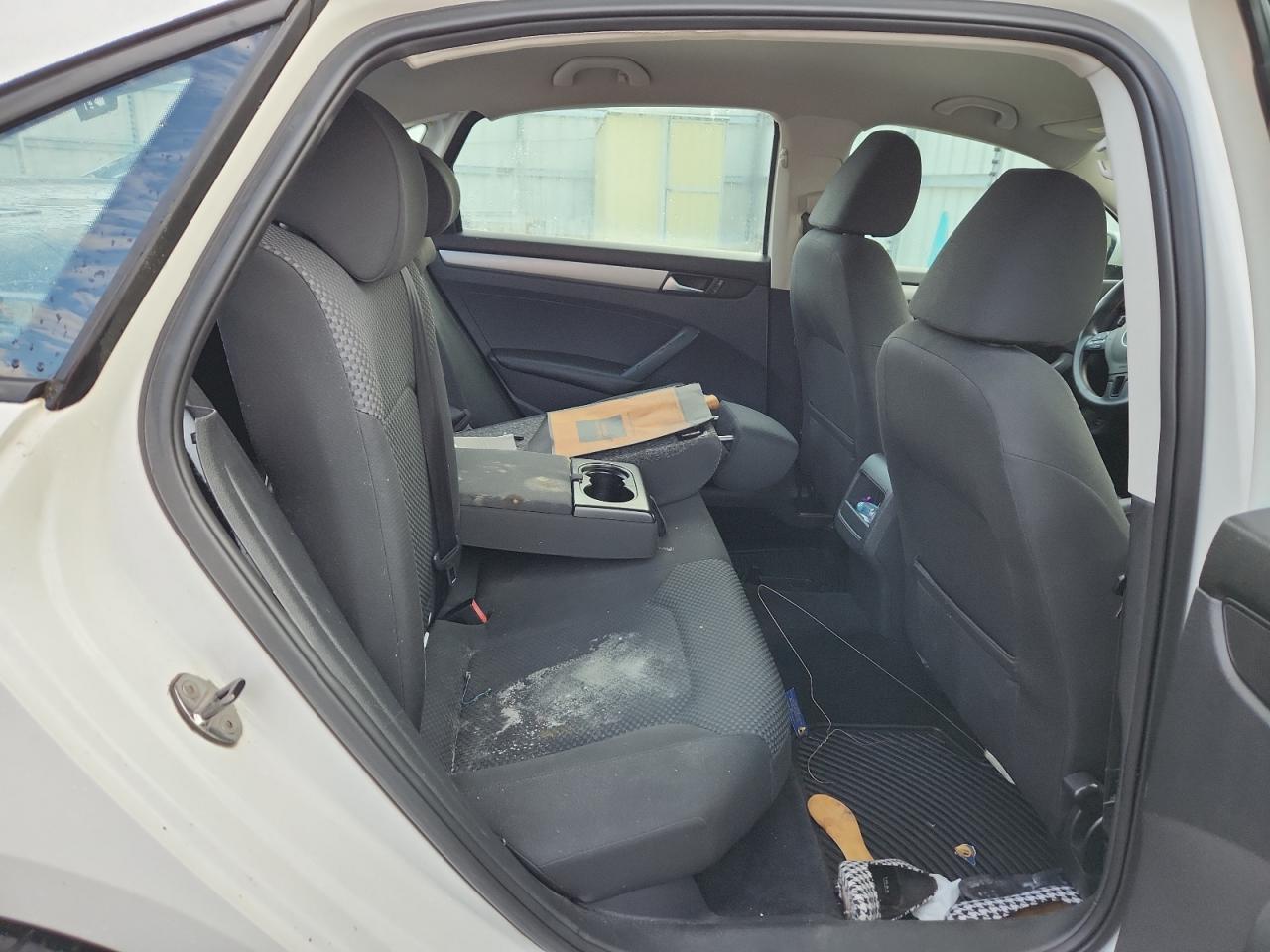 2013 Volkswagen Passat S VIN: 1VWAP7A33DC084916 Lot: 64011845