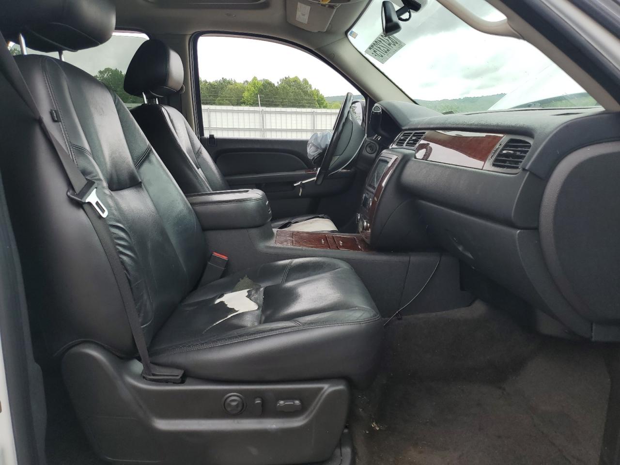 2011 Chevrolet Tahoe K1500 Ltz VIN: 1GNSKCE05BR178988 Lot: 63412375