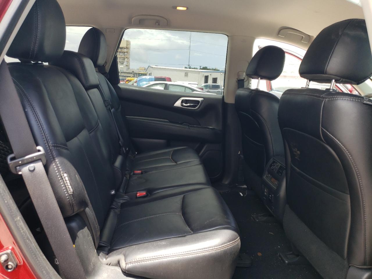 2018 Nissan Pathfinder S VIN: 5N1DR2MN2JC674798 Lot: 64394615