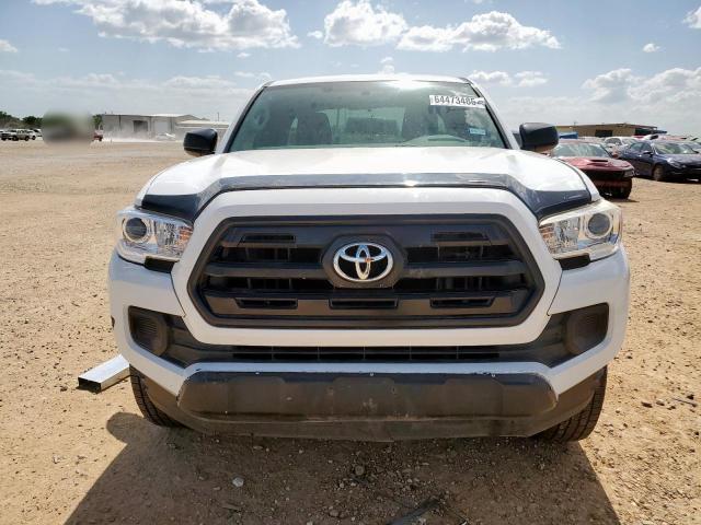  TOYOTA TACOMA 2017 Белы