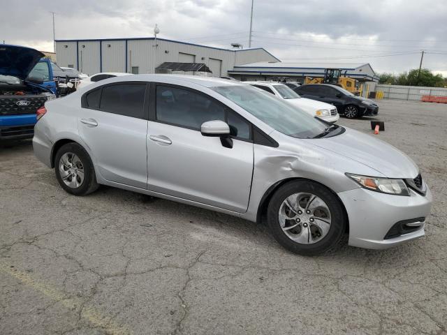 Sedans HONDA CIVIC 2015 Srebrny