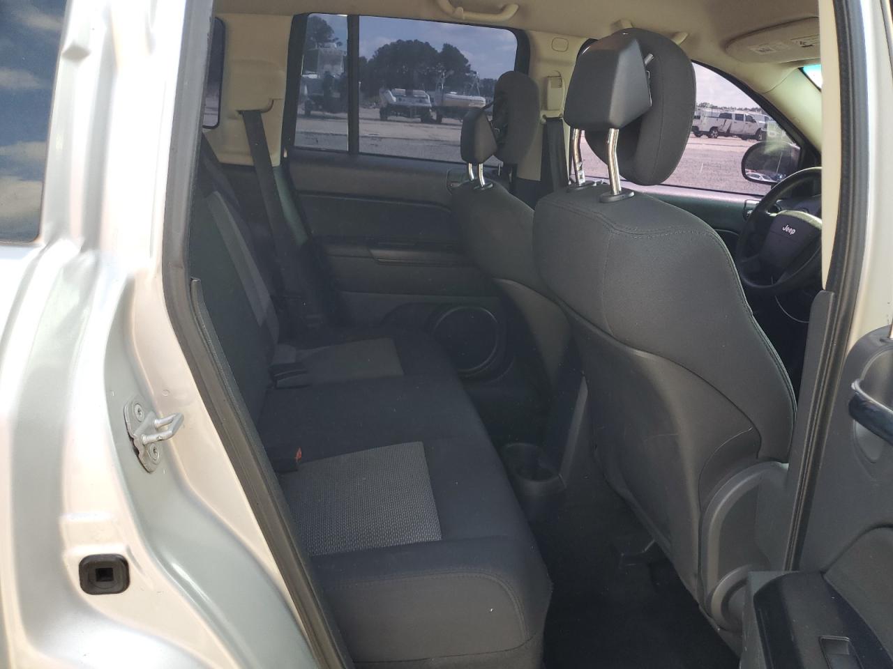 2010 Jeep Compass Sport VIN: 1J4NT4FA8AD503378 Lot: 64360695