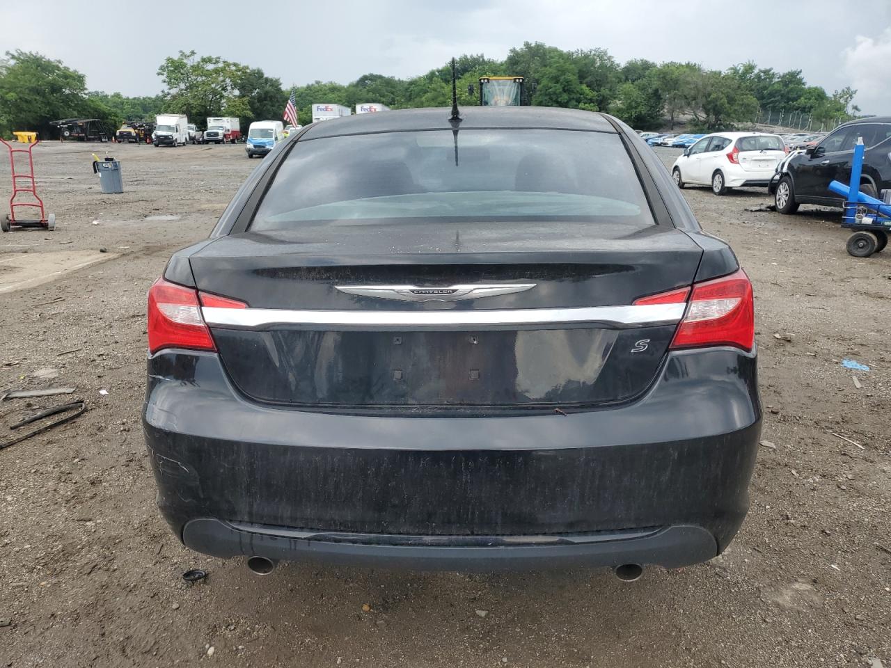 2013 Chrysler 200 Touring VIN: 1C3CCBBG4DN745891 Lot: 64738535