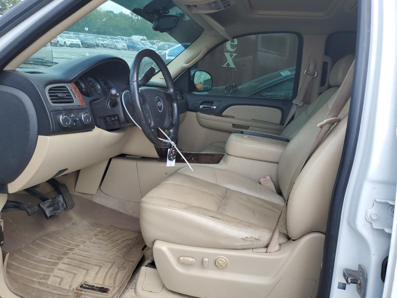 2008 Chevrolet Tahoe K1500 VIN: 1GNFK13048R252998 Lot: 64701735