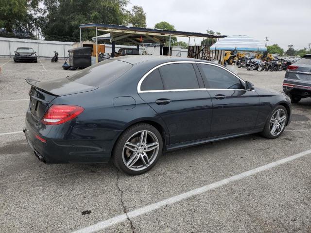 Sedans MERCEDES-BENZ E-CLASS 2017 Granatowy