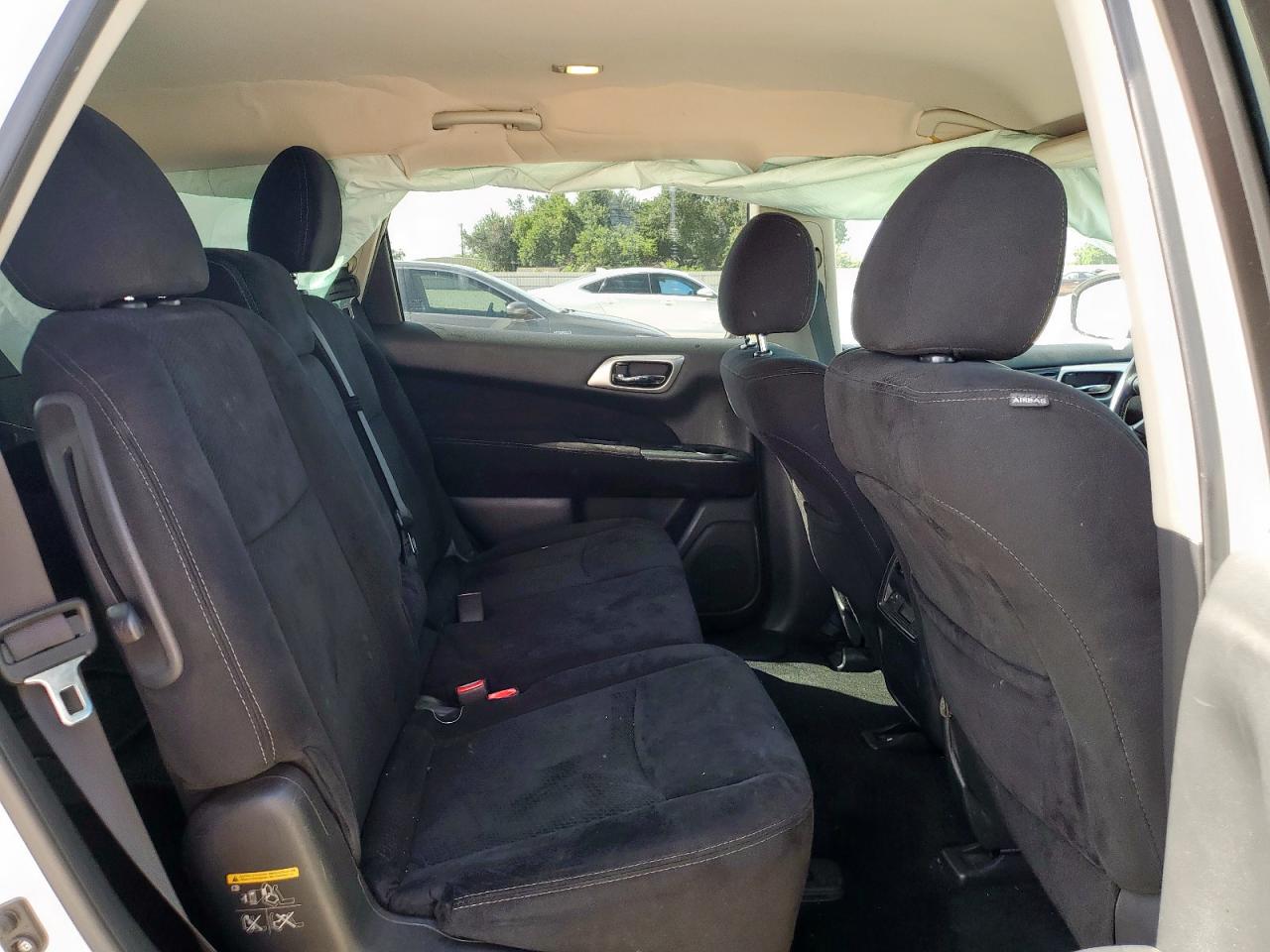 2015 Nissan Pathfinder S VIN: 5N1AR2MNXFC600247 Lot: 64881035