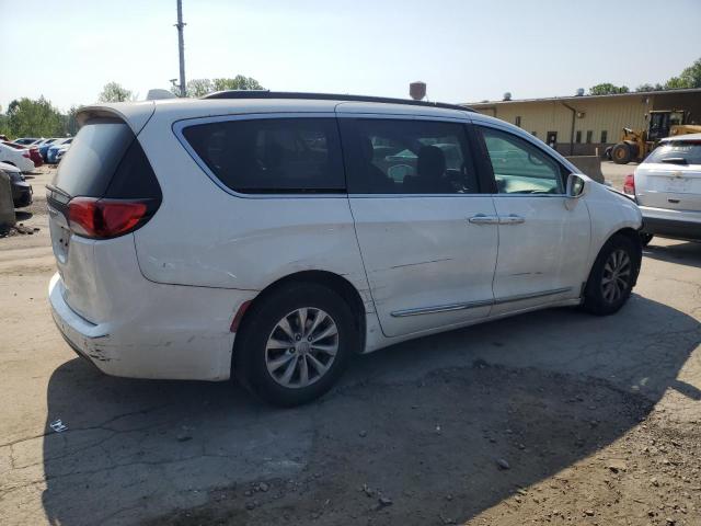 Minivans CHRYSLER PACIFICA 2017 White