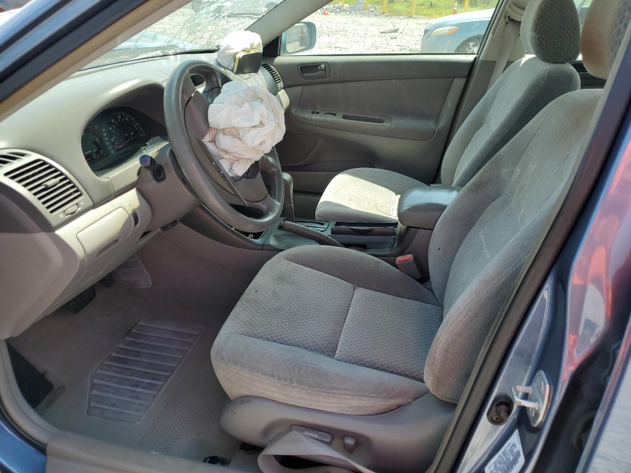 2003 Toyota Camry Le VIN: 4T1BE32K43U695067 Lot: 59036365