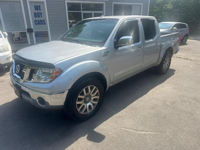 Pickups NISSAN FRONTIER 2013 Szary