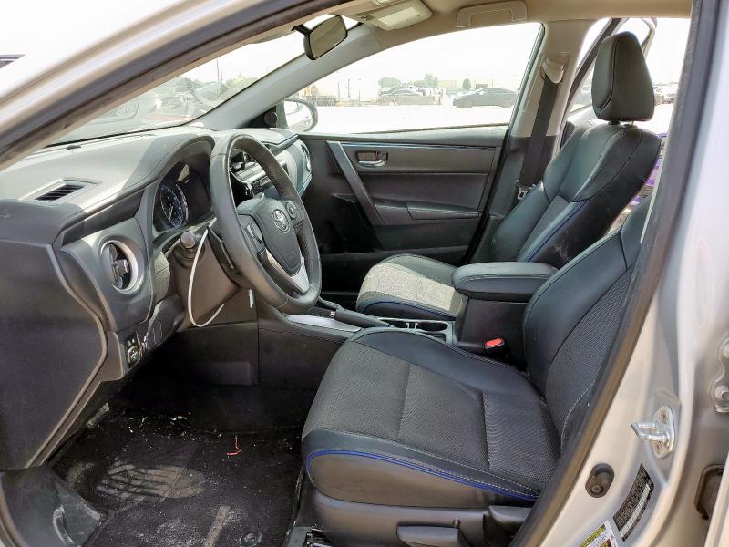  TOYOTA COROLLA 2017 Silver