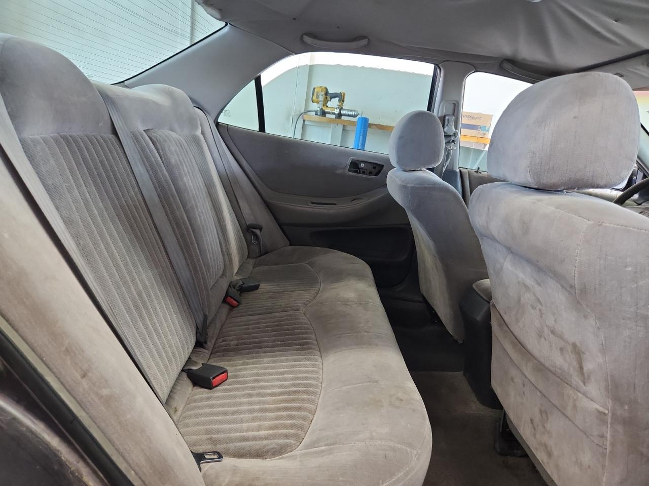 1998 Honda Accord Lx VIN: 1HGCG5640WA020379 Lot: 65035095