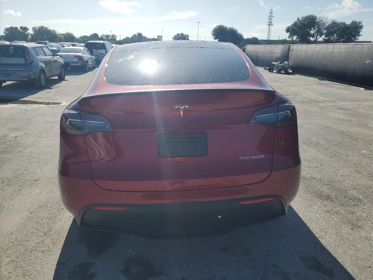 2025 Tesla Model Y VIN: 7SAYGDEFXSA349903 Lot: 64370805
