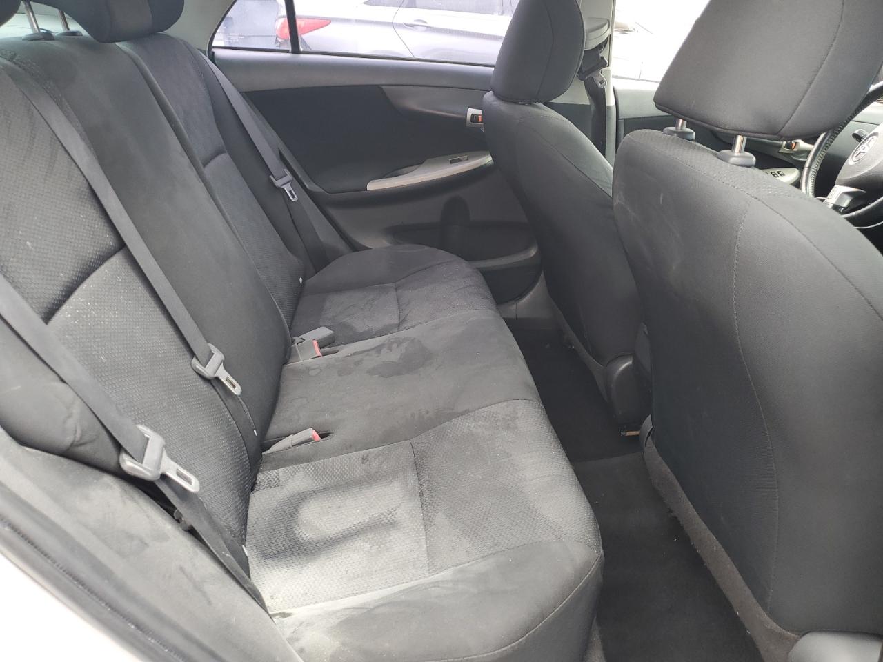 2010 Toyota Corolla Base VIN: 2T1BU4EE0AC338563 Lot: 62943155