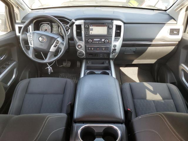  NISSAN TITAN 2017 Black