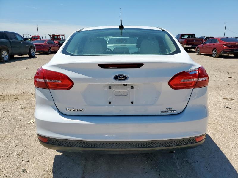  FORD FOCUS 2015 Белы