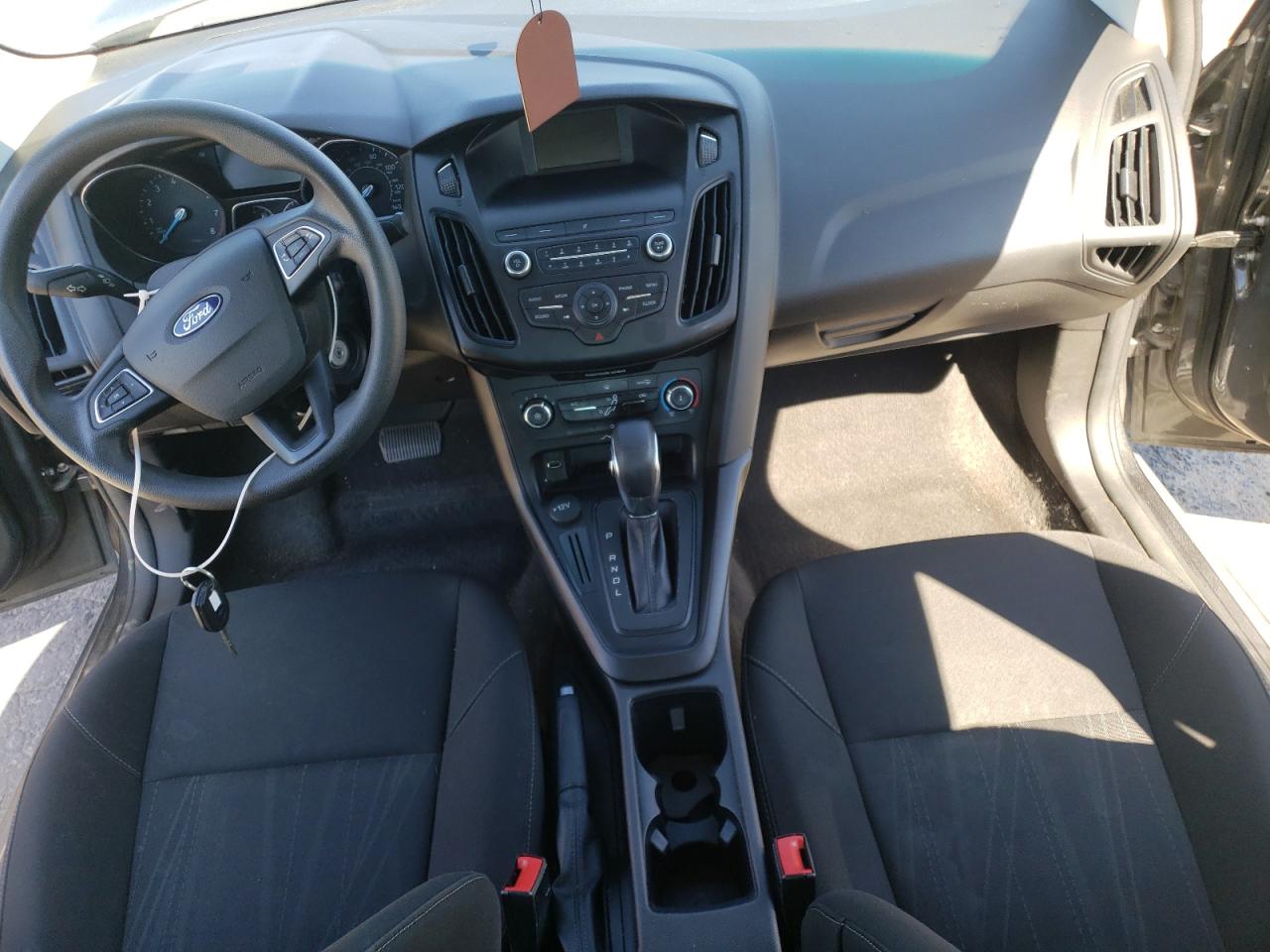 2018 Ford Focus S VIN: 1FADP3E27JL293622 Lot: 64654735